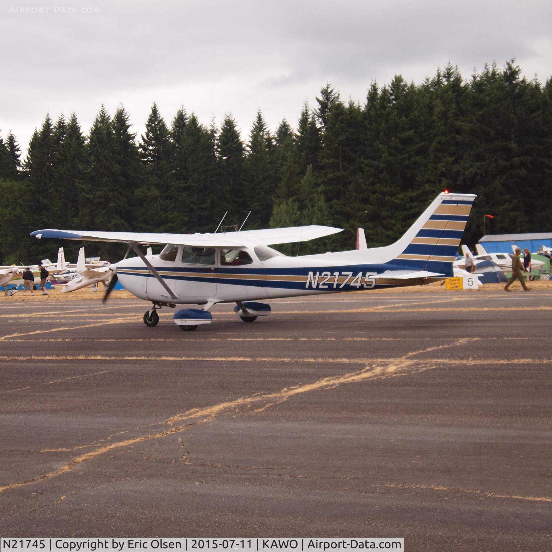 N21745, 1974 Cessna 172M C/N 17264000, 1974 Cessna 172M at the 2015 Arlington Fly-In.