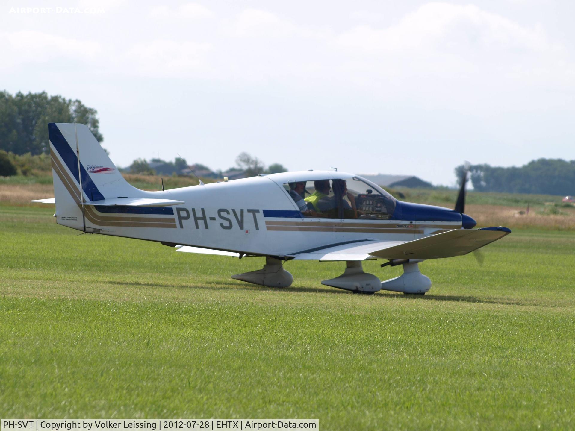 PH-SVT, 2007 Robin DR-400-140B Major C/N 2622, taxi to parking