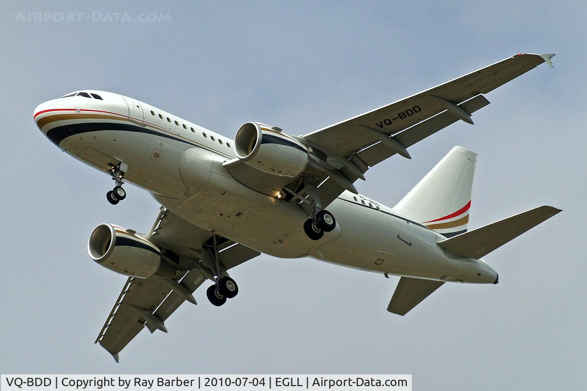 VQ-BDD, 2008 Airbus A318-112 C/N 3751, Airbus A318-112CJ Elite [3751] (Royal Flight of Jordan) Home~G 04/07/2010. On approach 27R.