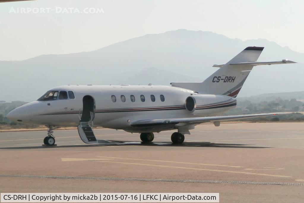 CS-DRH, 2005 Raytheon Hawker 800XP C/N 258746, Parked