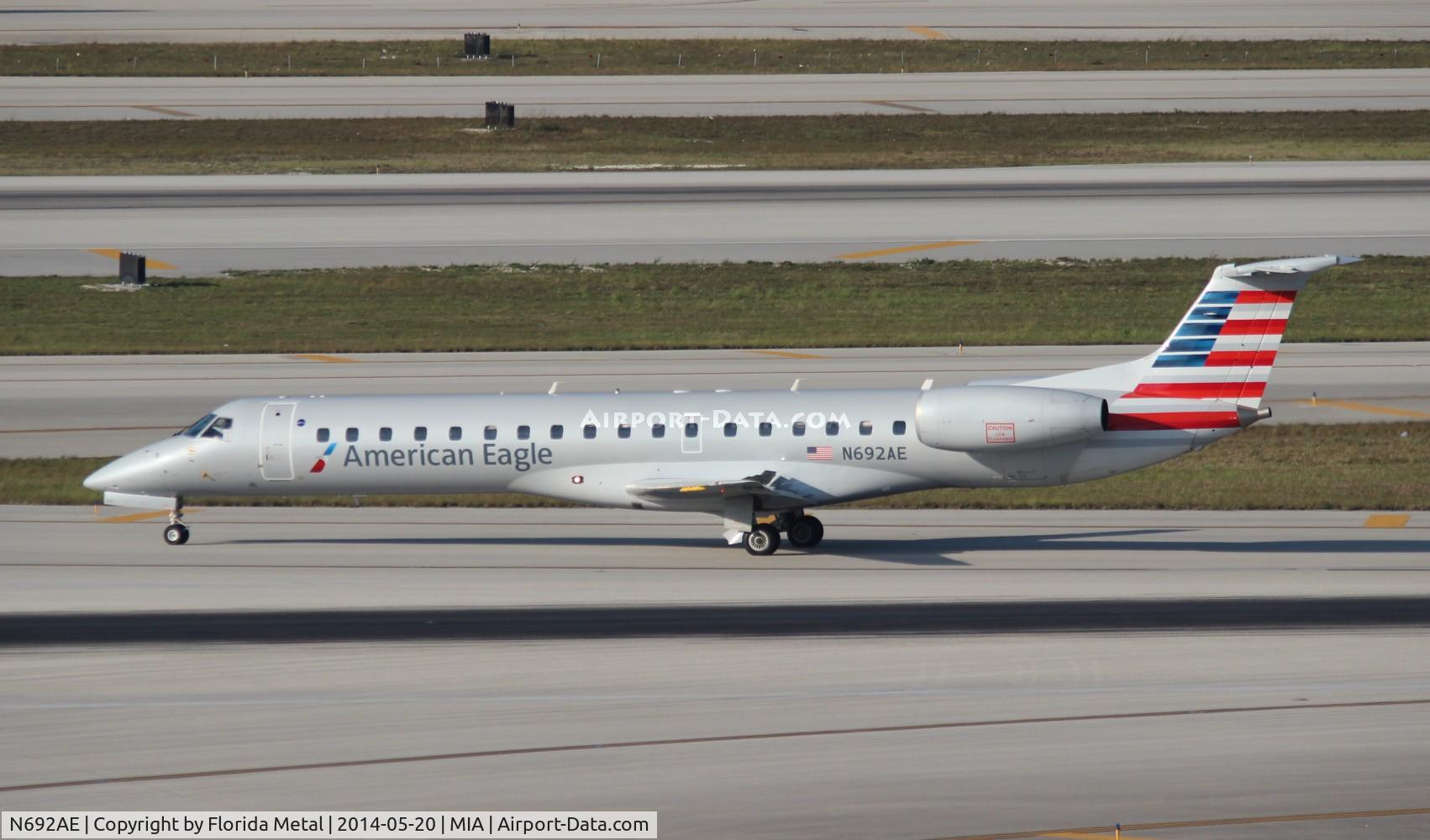 N692AE, 2004 Embraer ERJ-145LR (EMB-145LR) C/N 14500866, Eagle