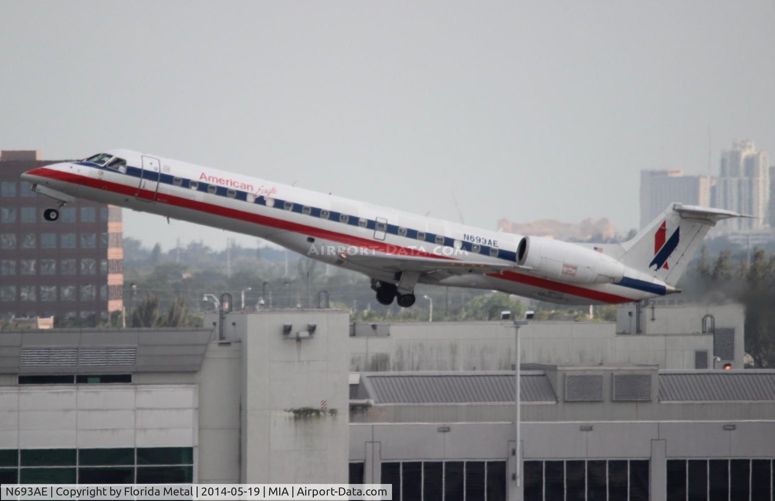 N693AE, 2004 Embraer ERJ-145LR (EMB-145LR) C/N 14500868, Eagle