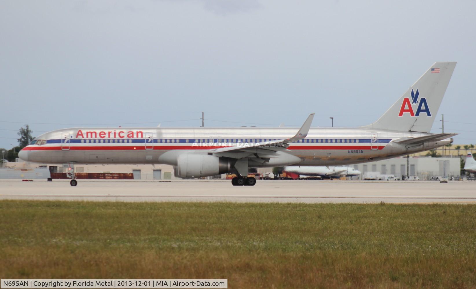 N695AN, 1994 Boeing 757-223 C/N 26975, American
