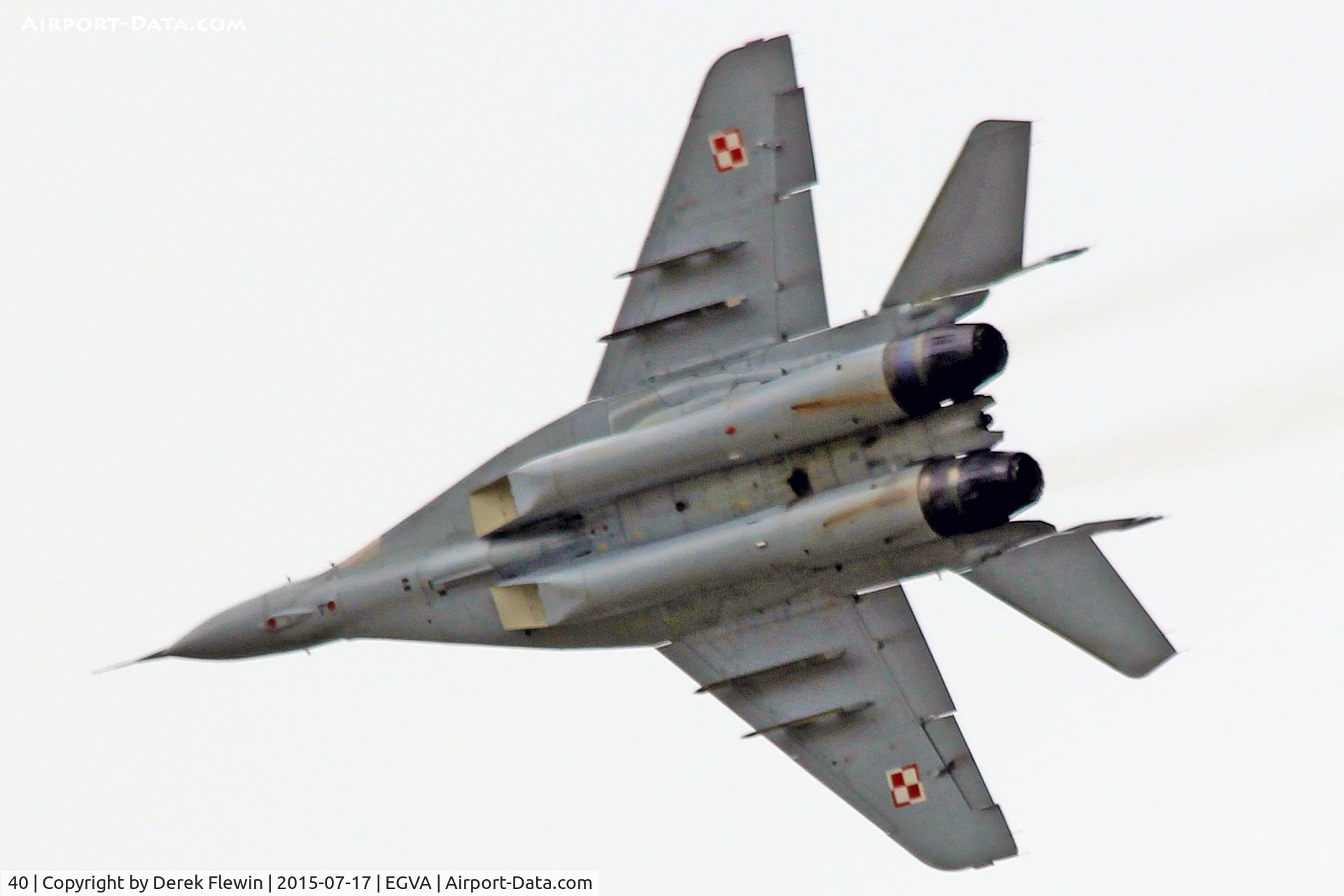 40, Mikoyan-Gurevich MiG-29A C/N 2960532040, Mig-29A, 1.Elt Sqn 23 ELT, Minsk Mazowiecki based, seen in a tight turn over the domestic site at RAF Fairford.