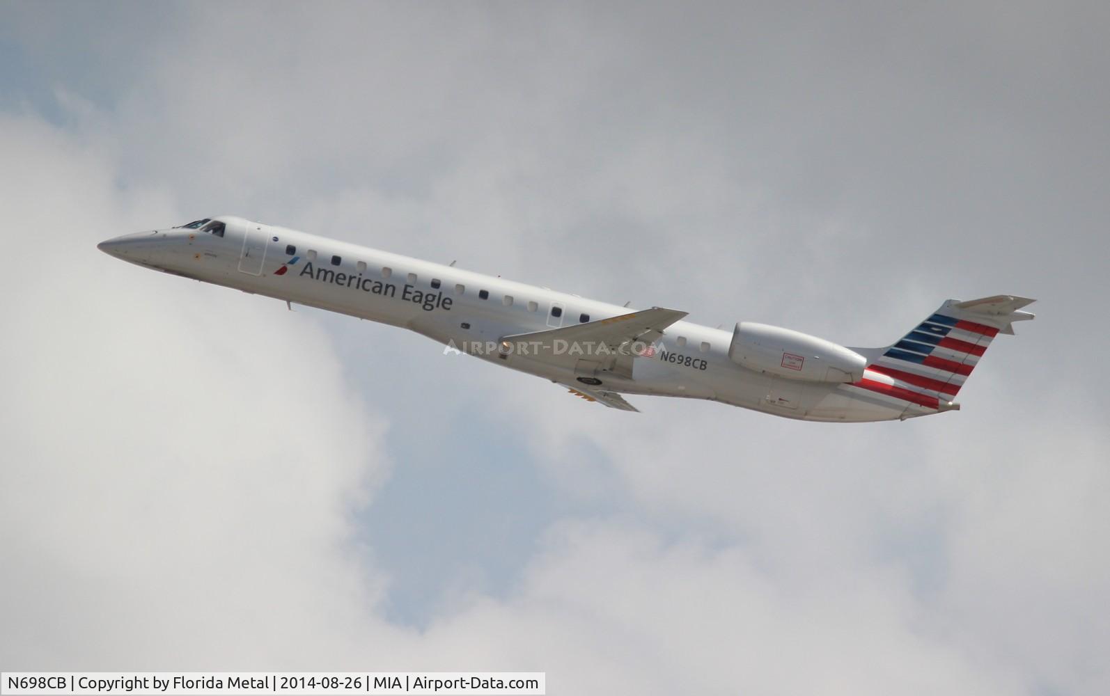 N698CB, 2004 Embraer ERJ-145LR (EMB-145LR) C/N 14500877, Eagle
