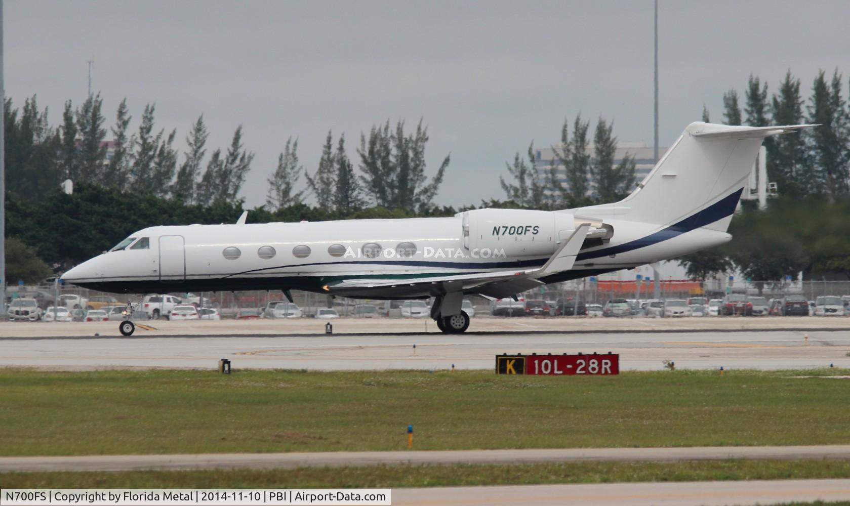 N700FS, 1999 Gulfstream Aerospace G-IV C/N 1400, Gulfstream IV