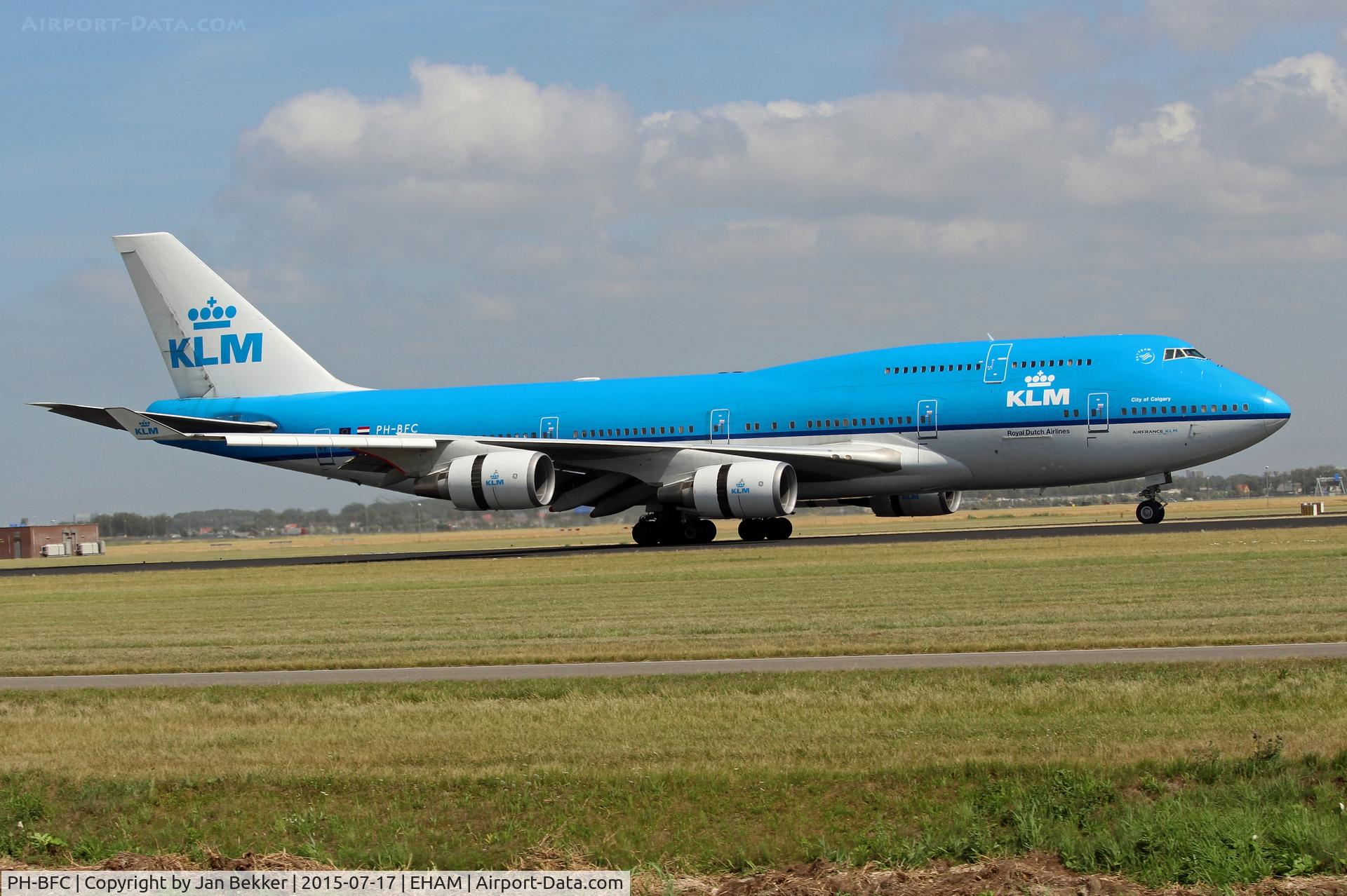 PH-BFC, 1989 Boeing 747-406BC C/N 23982, Shiphol, Bulderbaan, just after landing