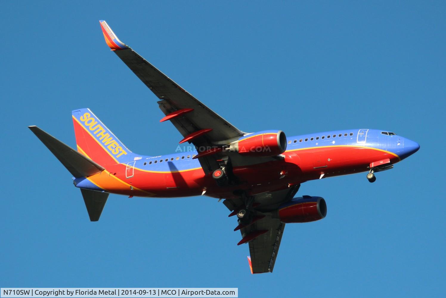 N710SW, 1998 Boeing 737-7H4 C/N 27844, Southwest