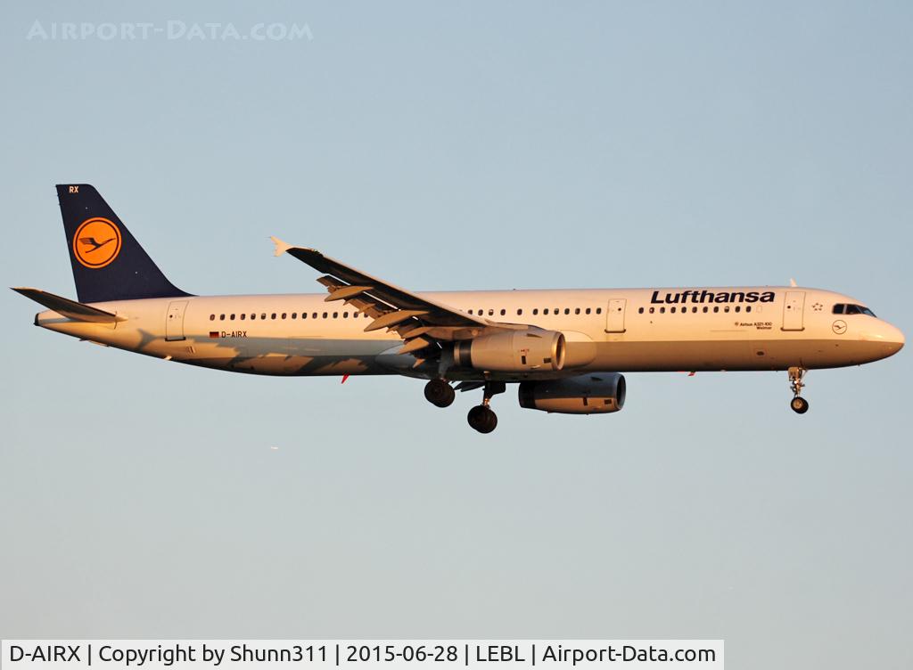 D-AIRX, 1998 Airbus A321-131 C/N 0887, Landing rwy 25R now in standard c/s... Was in Retro c/s