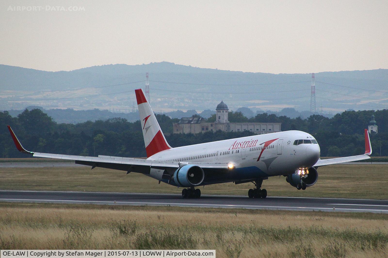 OE-LAW, 1992 Boeing 767-3Z9/ER C/N 26417, Austrian B767-300ER @ VIE
