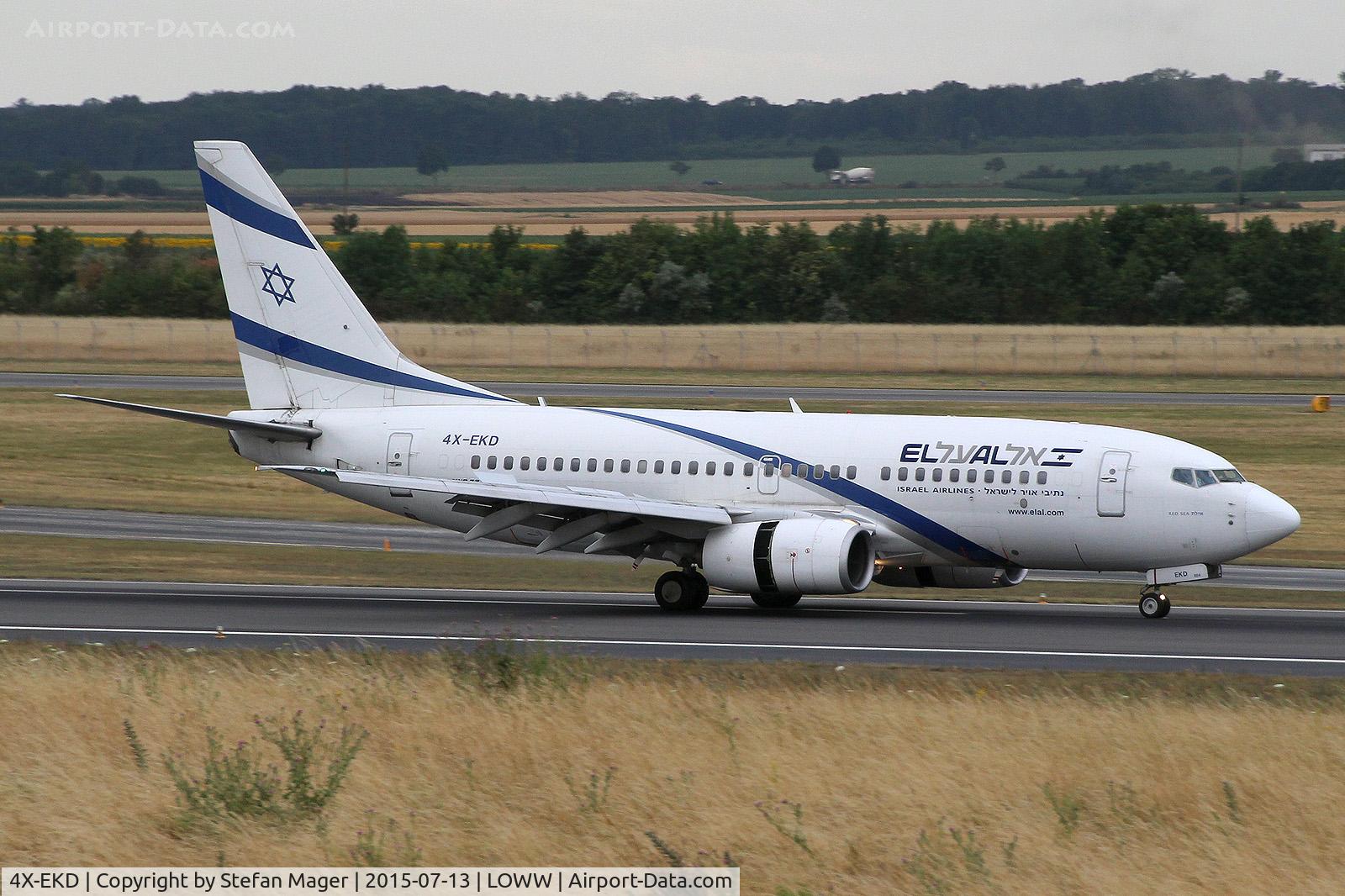 4X-EKD, 1999 Boeing 737-758 C/N 29960, El Al B.737-700 @ VIE