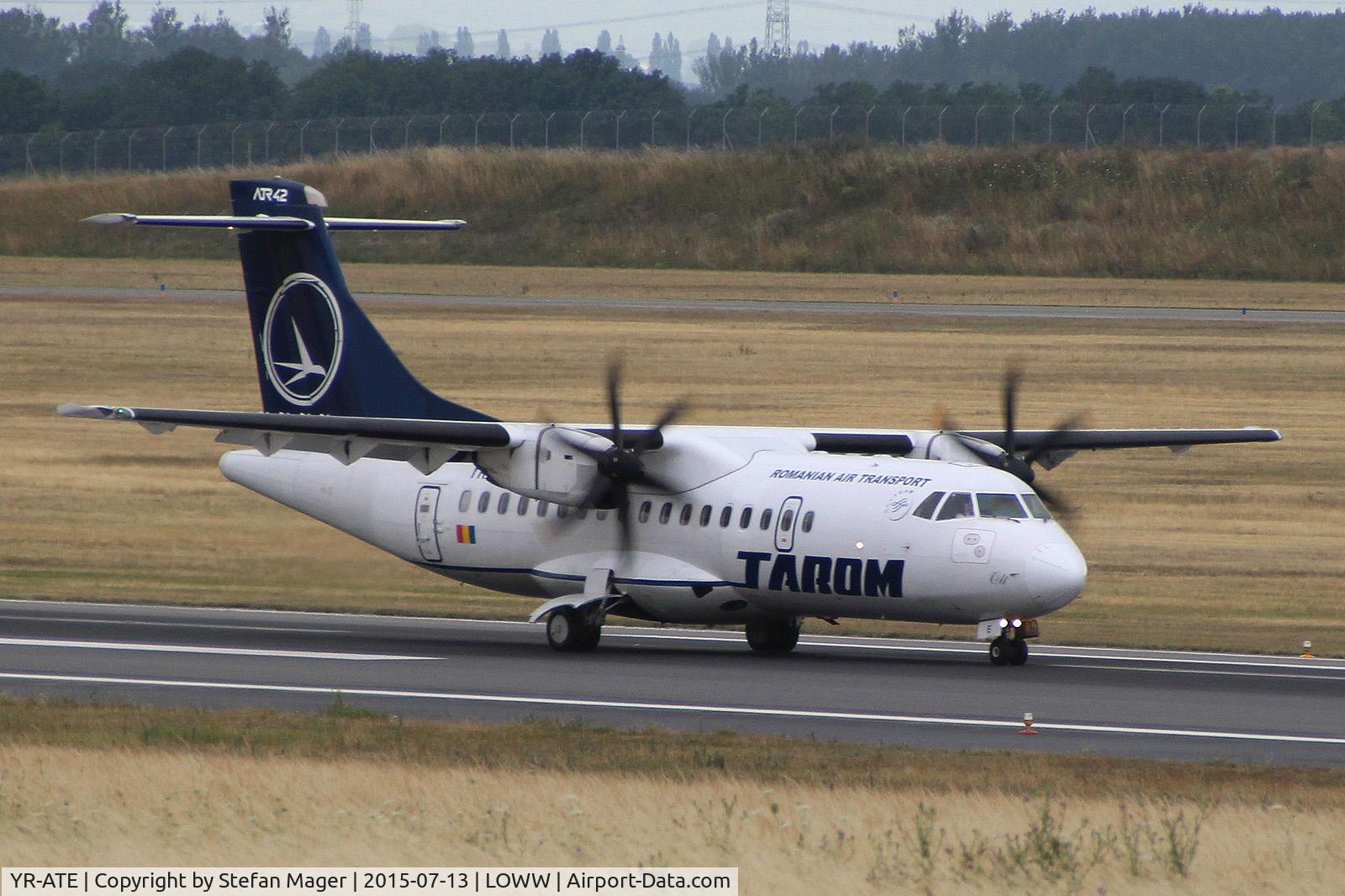 YR-ATE, 1998 ATR 42-500 C/N 596, Tarom ATR-42-500 @ VIE