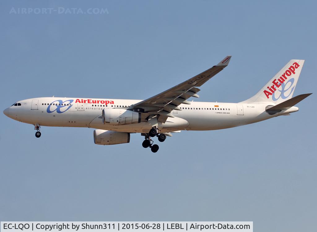 EC-LQO, 2002 Airbus A330-243 C/N 505, Landing rwy 25R