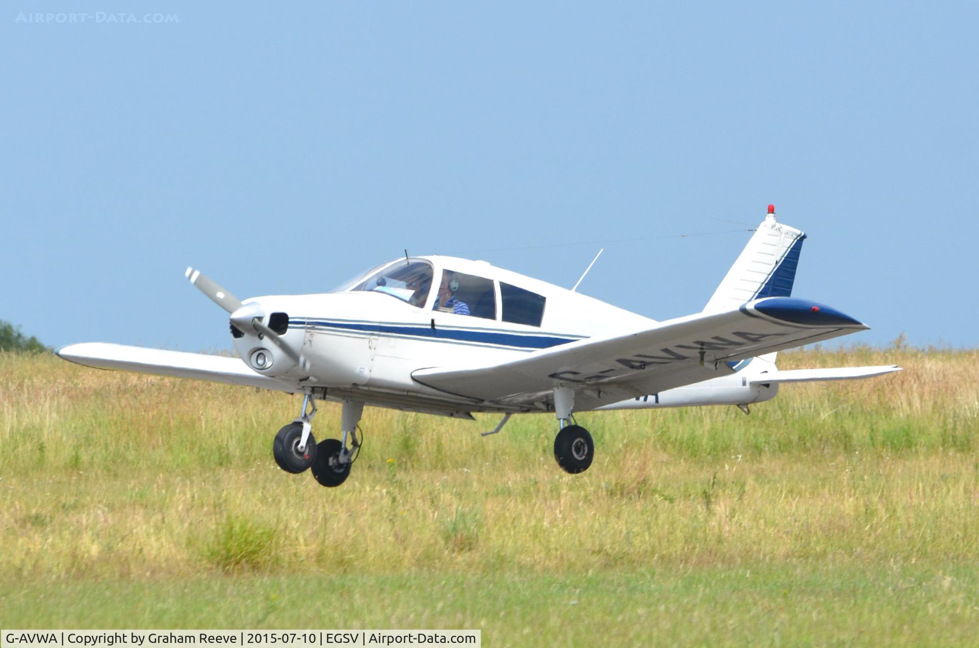 G-AVWA, 1967 Piper PA-28-140 Cherokee C/N 28-23660, Landing at Old Buckenham.