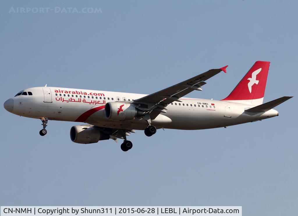 CN-NMH, 2012 Airbus A320-214 C/N 5143, Landing rwy 25R