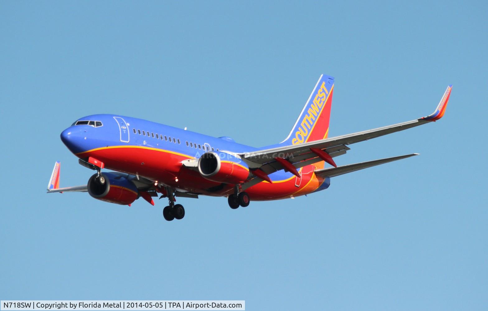 N718SW, 1998 Boeing 737-7H4 C/N 27852, Southwest
