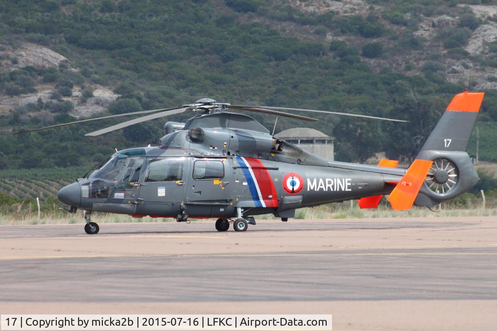 17, Aérospatiale SA-365N Dauphin C/N 6017, Parked