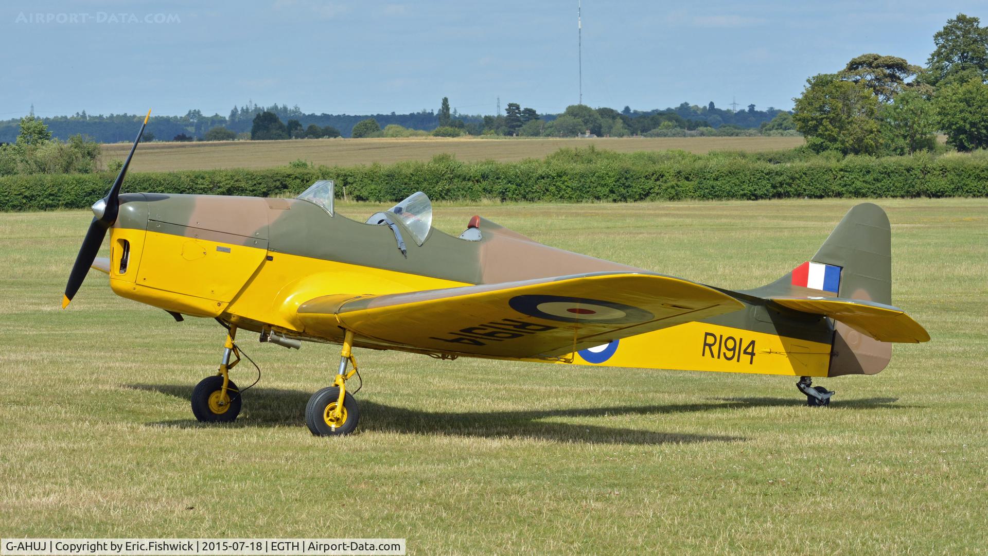G-AHUJ, 1940 Miles M14A Hawk Trainer 3 C/N 1900, 3. R1914 at Shuttleworth Best of British Airshow, July 2015.