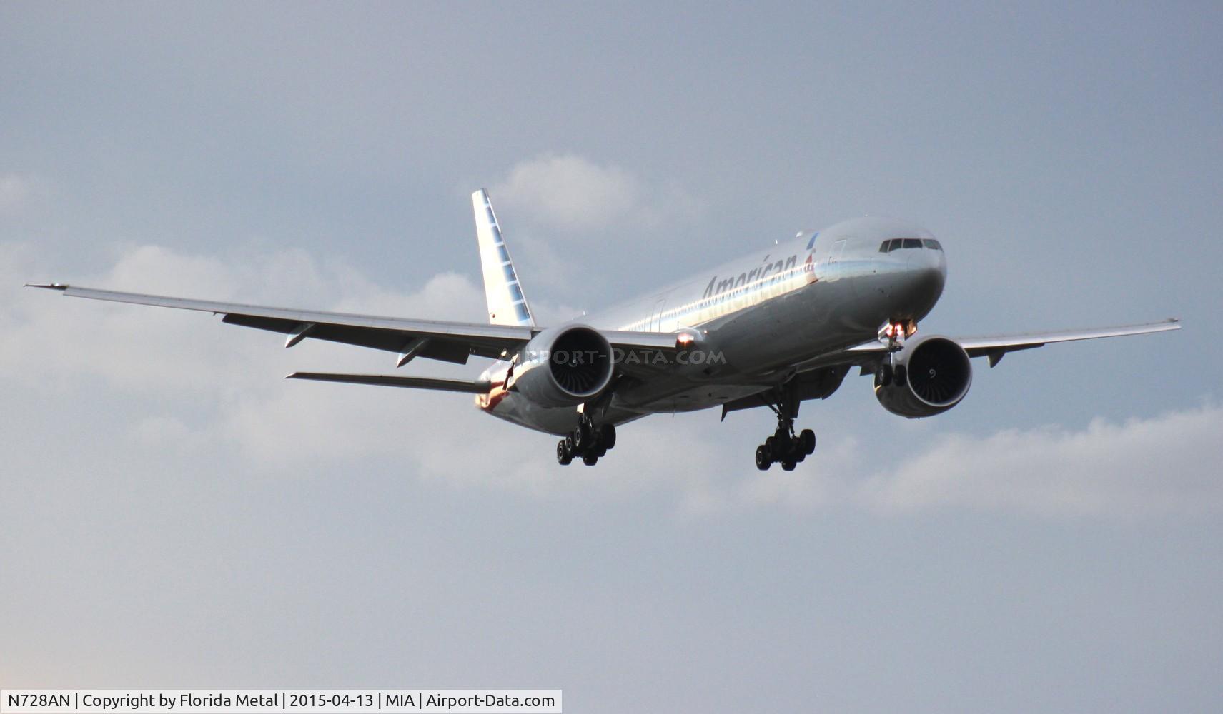 N728AN, 2014 Boeing 777-323/ER C/N 31553, American