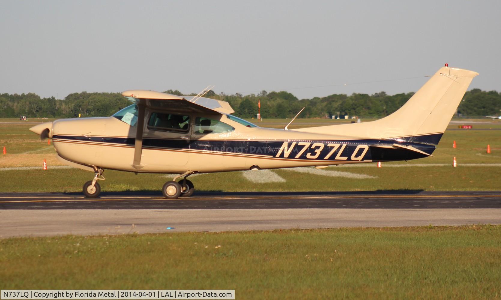N737LQ, Cessna R182 Skylane RG C/N R18200847, Cessna R182