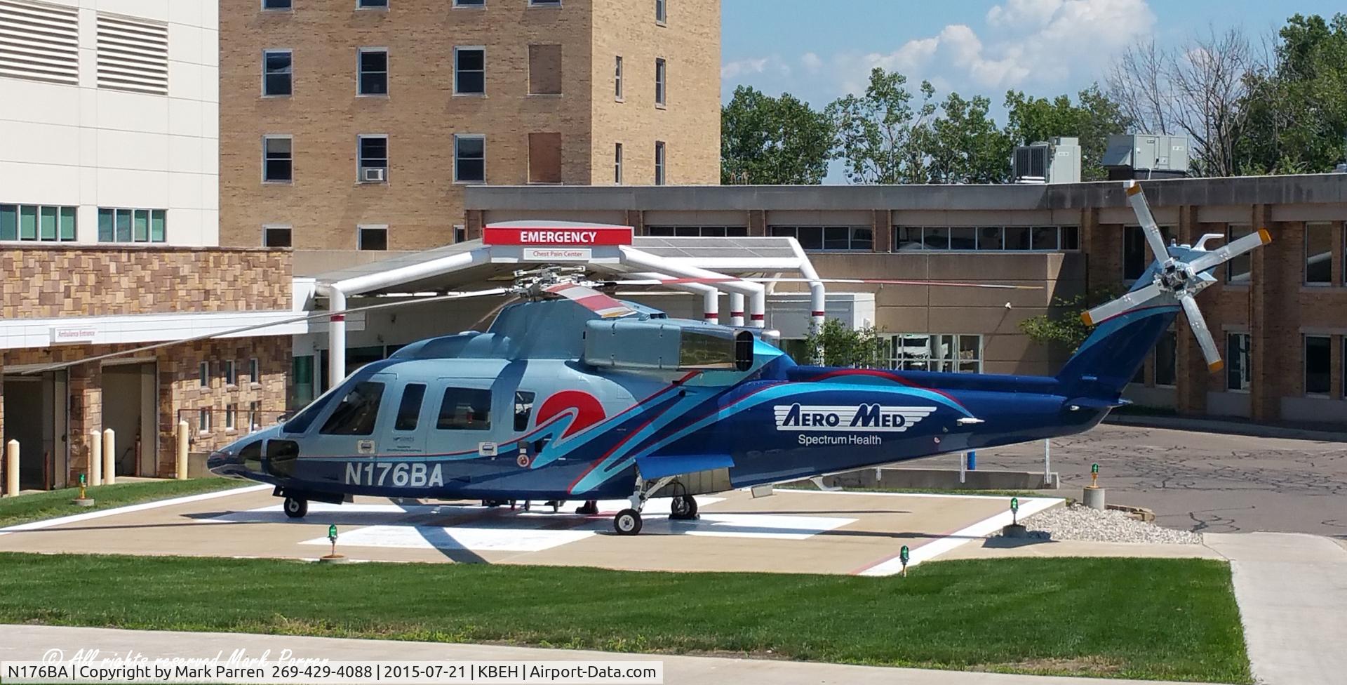 N176BA, 1985 Sikorsky S-76B C/N 760317, Aero Med picking up patient at Lakeland Saint Joseph, MI, transporting to Spectrum Grand Rapids.