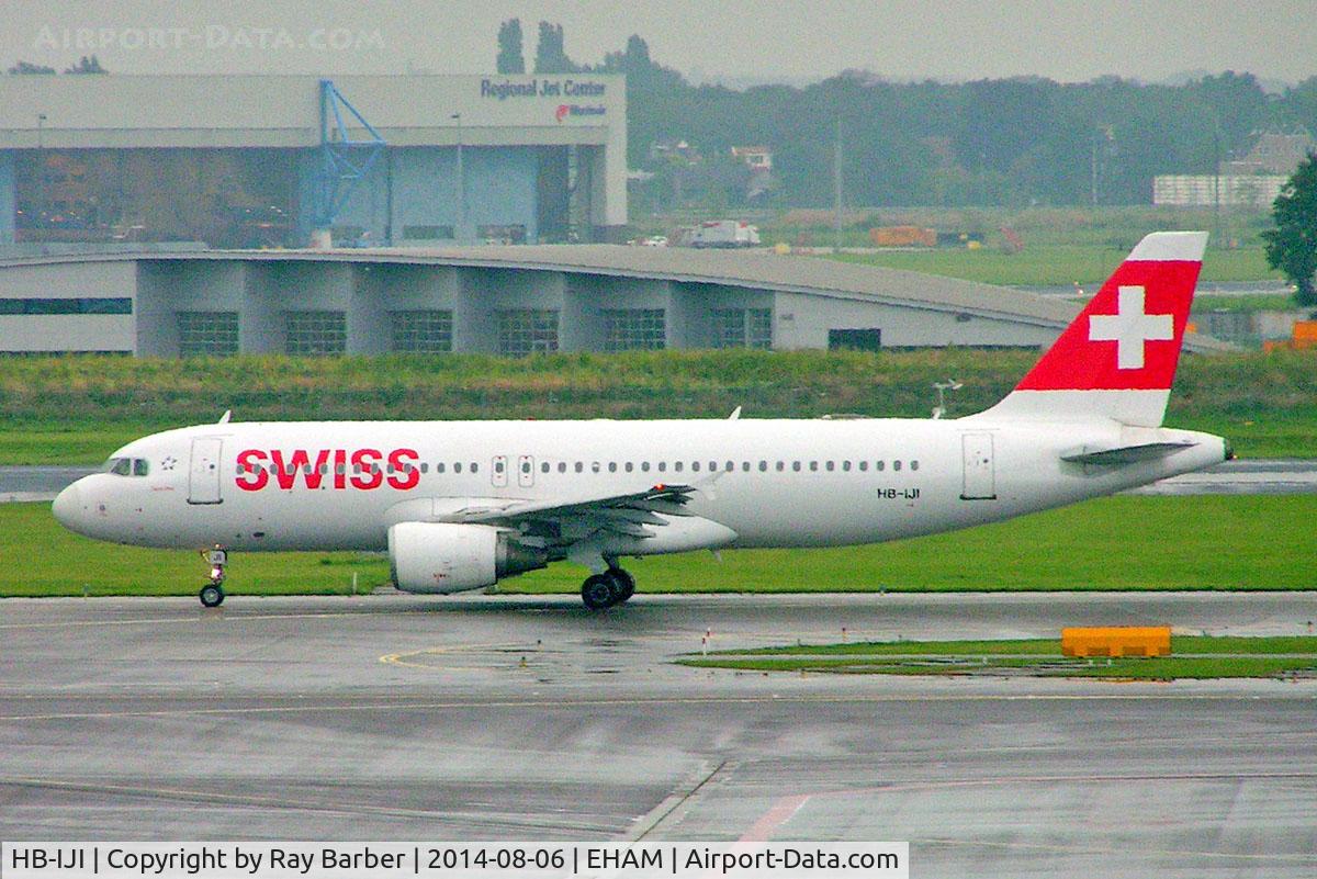 HB-IJI, 1996 Airbus A320-214 C/N 0577, Airbus A320-214 [0577] (Swiss International Air Lines) Amsterdam-Schiphol~PH 06/08/2014