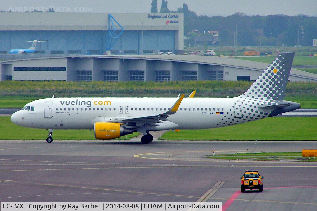 EC-LVX, 2013 Airbus A320-214 C/N 5673, Airbus A320-214(SL) [5673] (Vueling Airlines) Amsterdam-Schiphol~PH 08/08/2014