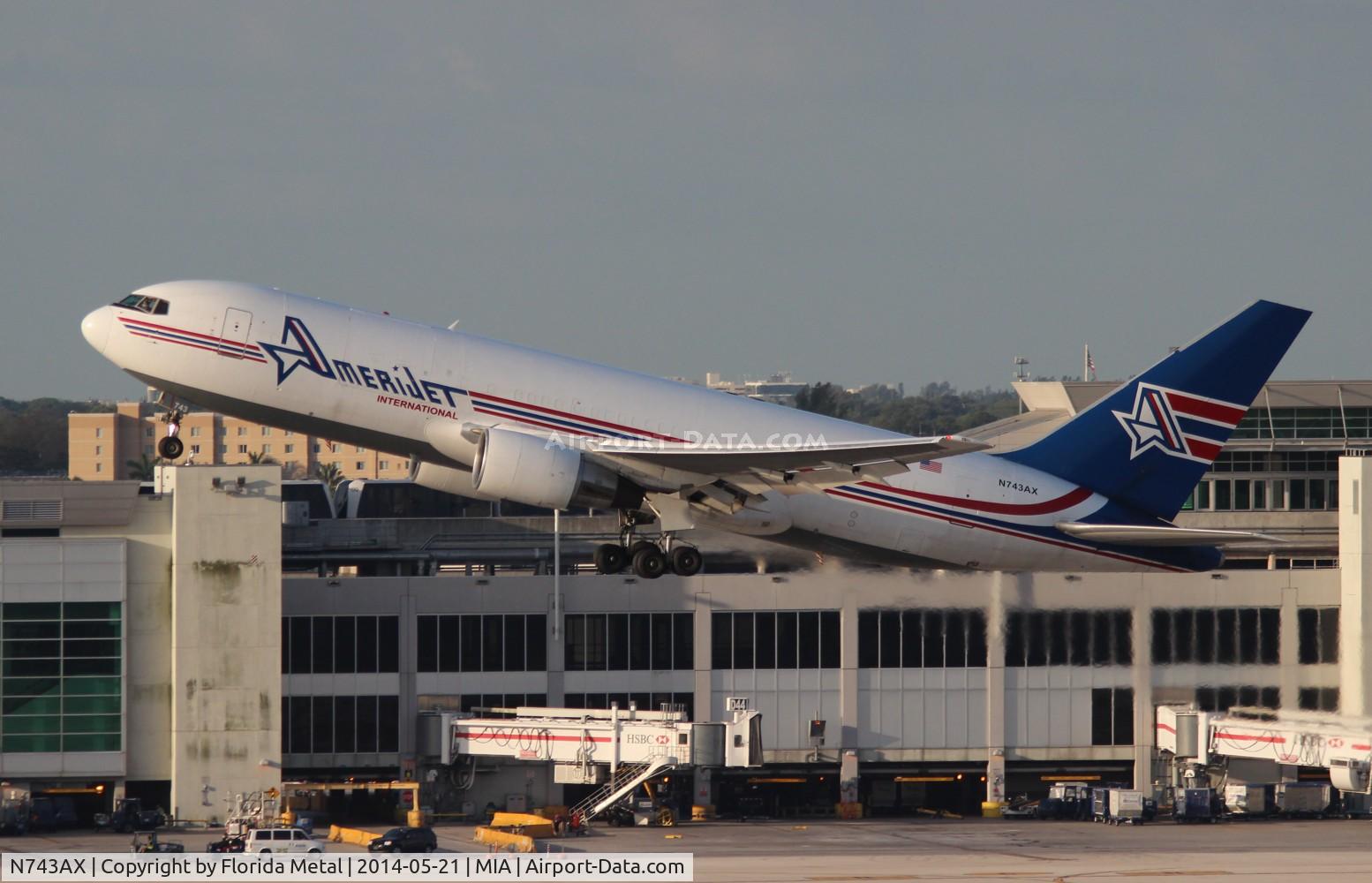 N743AX, 1982 Boeing 767-232 C/N 22218, Amerijet 767-200