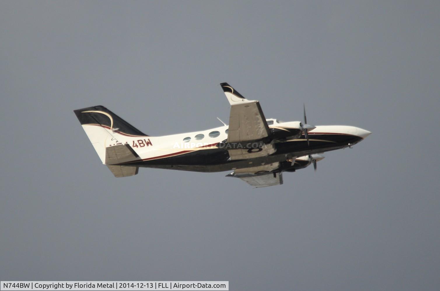 N744BW, 1981 Cessna 414A Chancellor C/N 414A0658, Cessna 414A