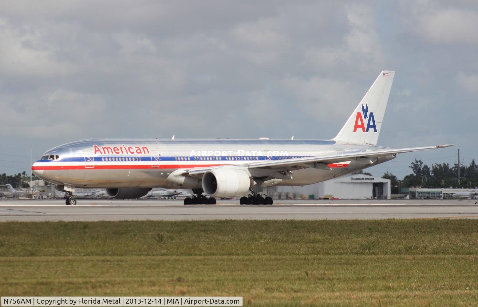 N756AM, 2001 Boeing 777-223 C/N 30264, American