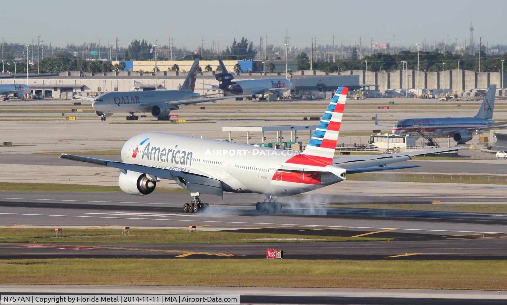 N757AN, 2001 Boeing 777-223 C/N 32636, American