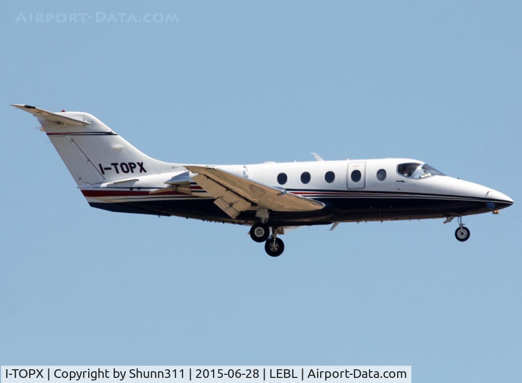 I-TOPX, 2008 Hawker Beechcraft 400A Beechjet C/N RK-579, Landing rwy 25R