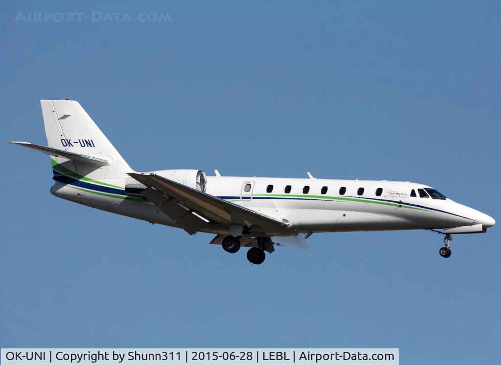 OK-UNI, 2007 Cessna 680 Citation Sovereign C/N 680-0139, Landing rwy 25R