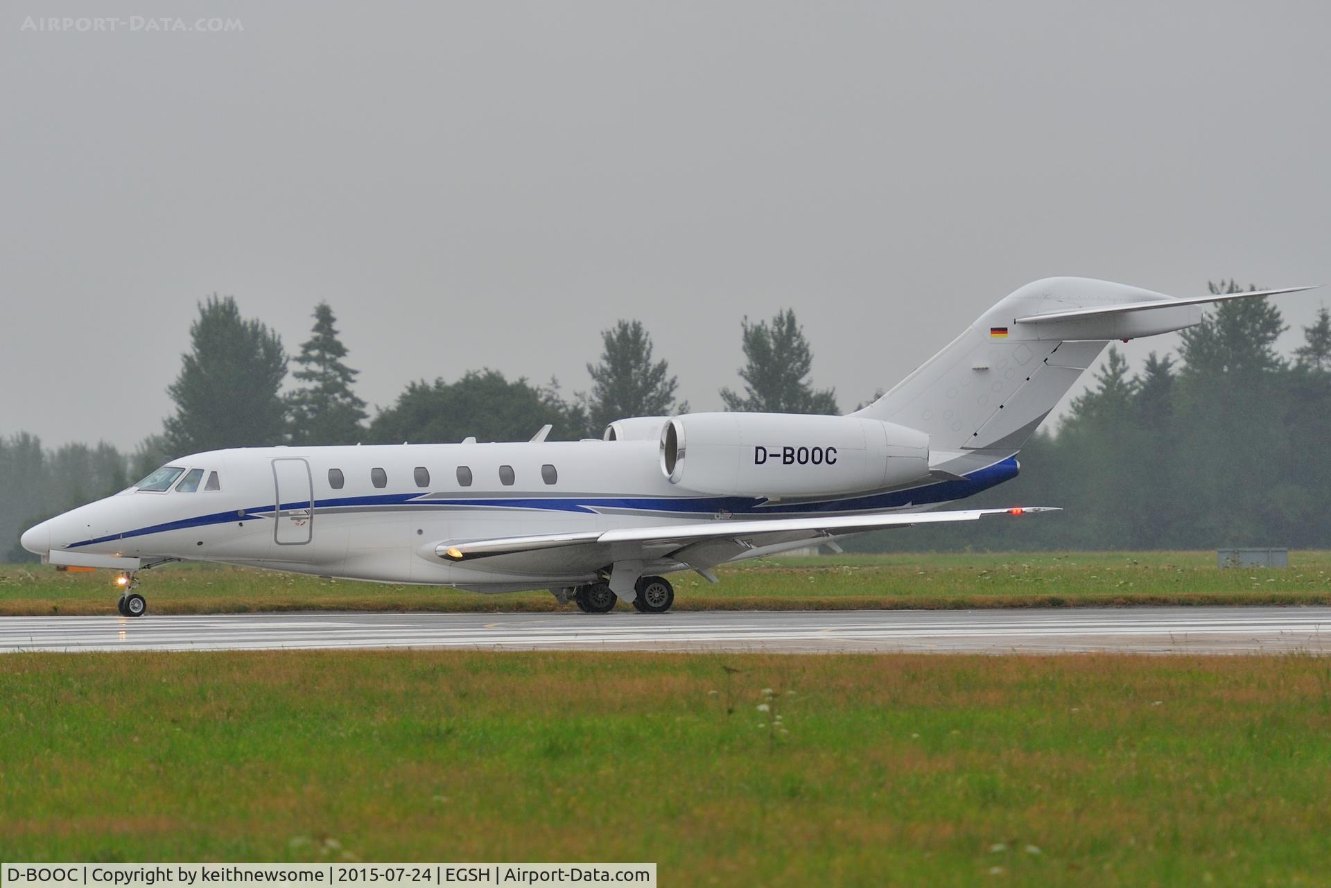 D-BOOC, 2006 Cessna 750 Citation X Citation X C/N 750-0259, Leaving in rain.
