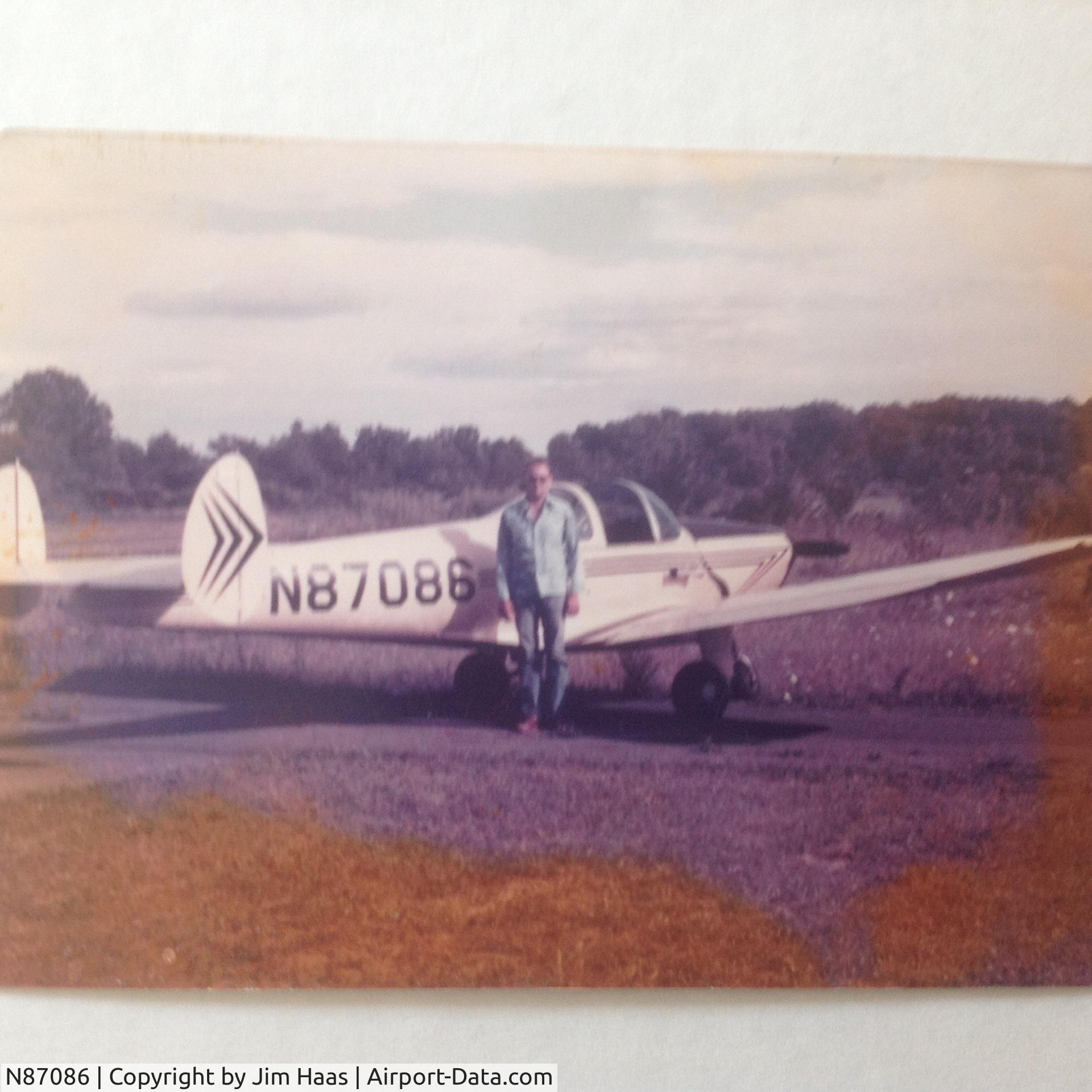 N87086, 1946 Erco 415C Ercoupe C/N 259, I owned 87086 in 1977-1981 very nice airplane, got tired of the parking price going up every year . I love to fly in around the pattern and go on short trips aroun Michigan.