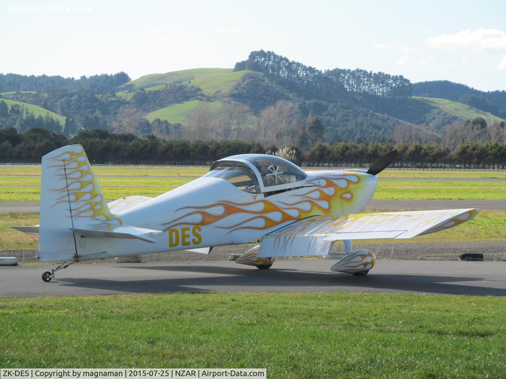 ZK-DES, Vans RV-7 C/N 70334, Out sunbathing
