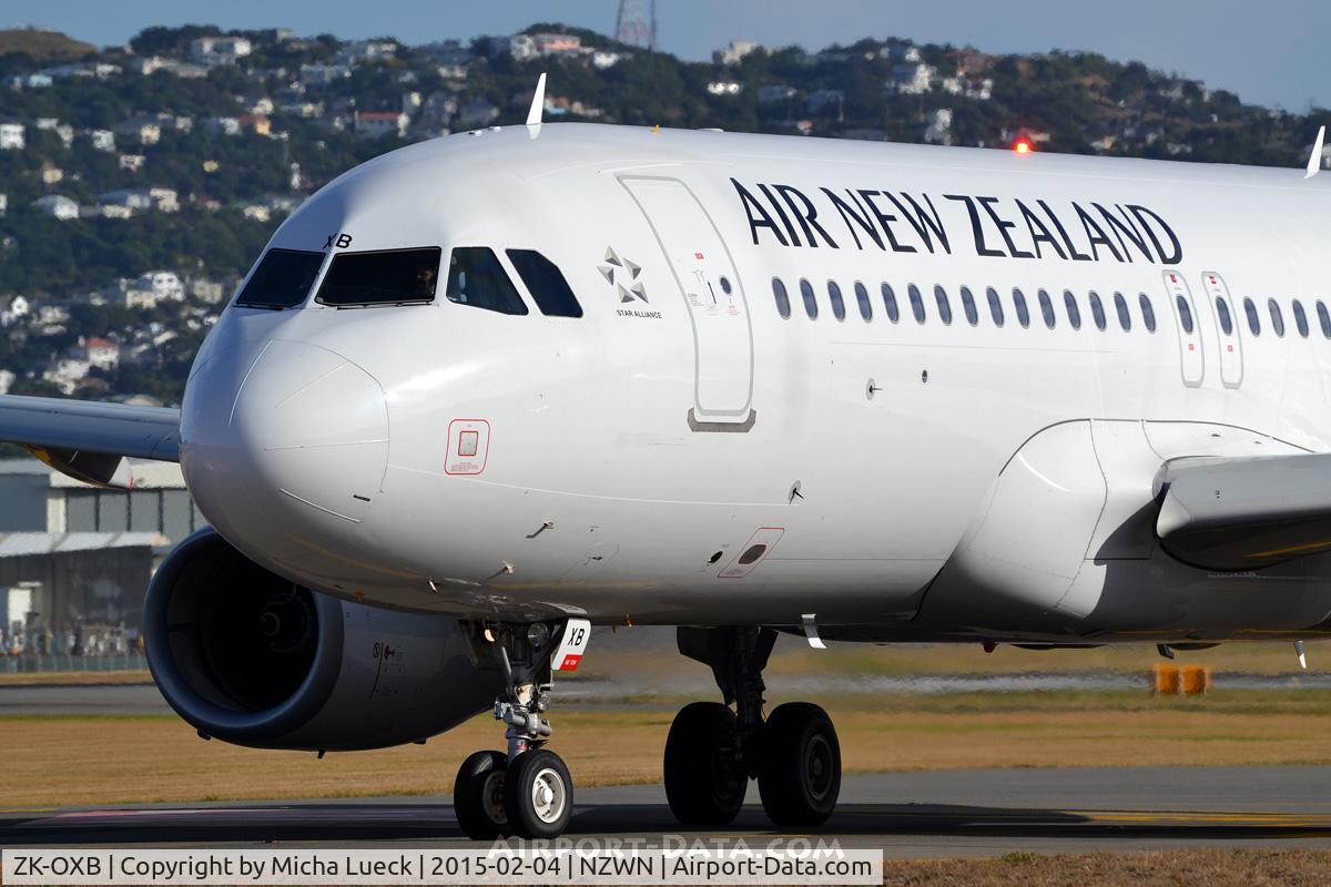 ZK-OXB, 2013 Airbus A320-232 C/N 5682, At Wellington