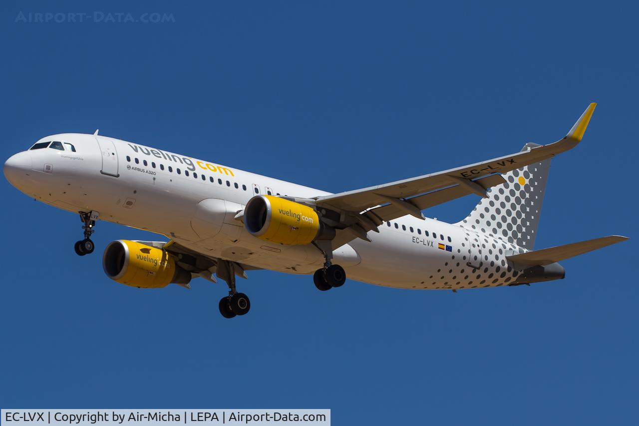 EC-LVX, 2013 Airbus A320-214 C/N 5673, Vueling Airlines