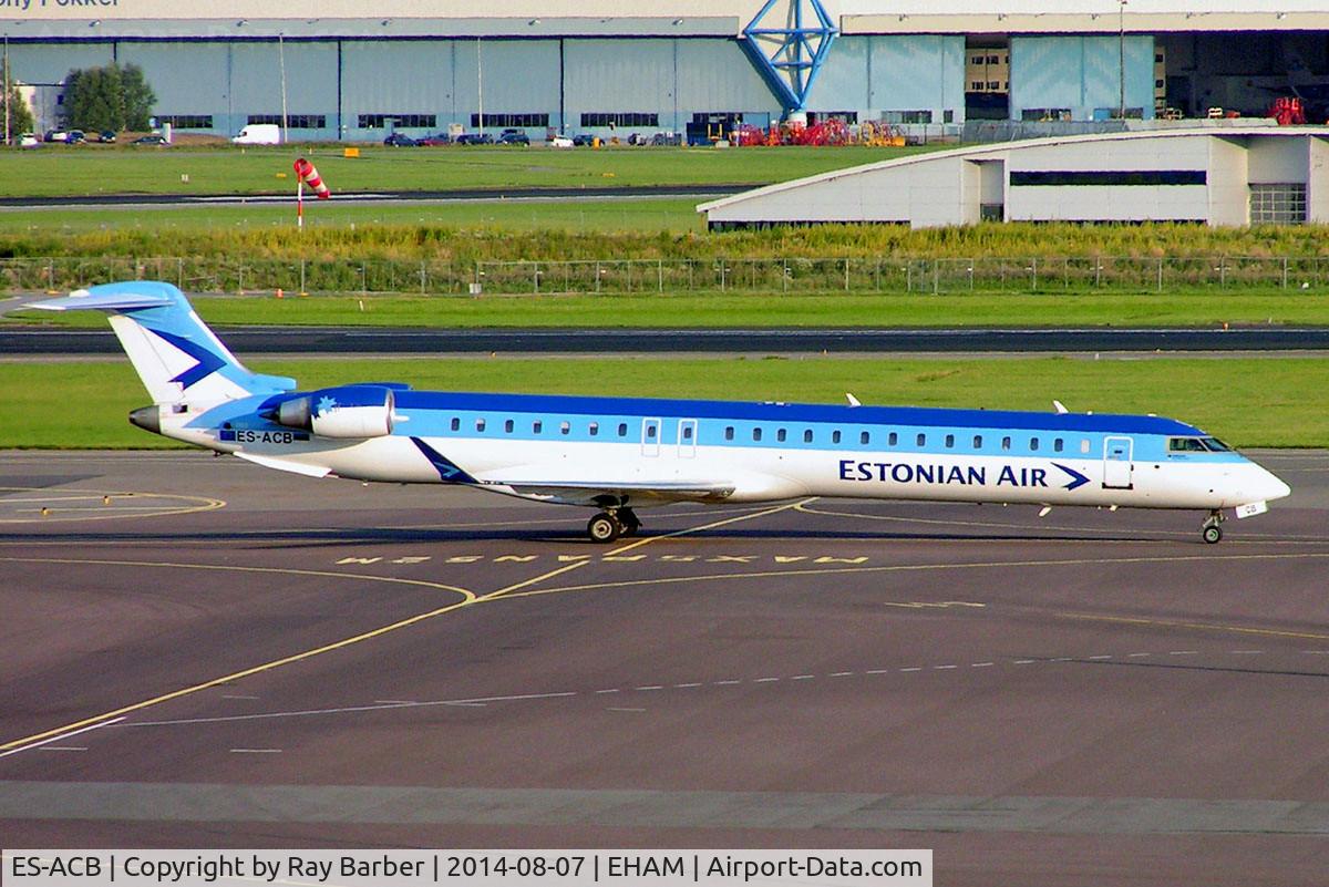 ES-ACB, 2010 Bombardier CRJ-900ER (CL-600-2D24) C/N 15261, Canadair CRJ-900 [15261] (Estonian Air) Amsterdam-Schiphol~PH 07/08/2014