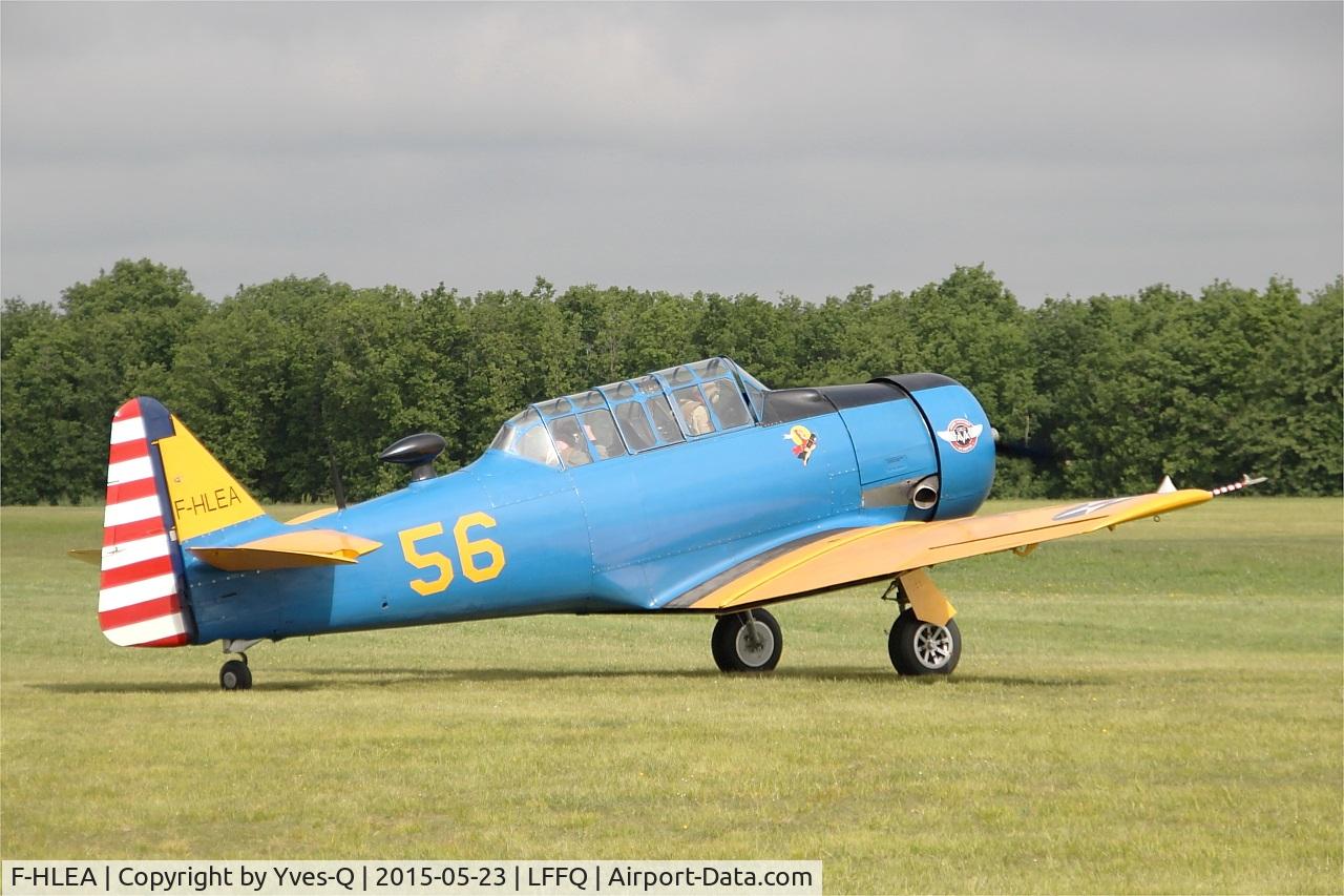 F-HLEA, North American T-6G Texan C/N 168-160, North American T-6G Texan, Taxiing to holding point rwy 28, La Ferté-Alais airfield (LFFQ) Air show 2015