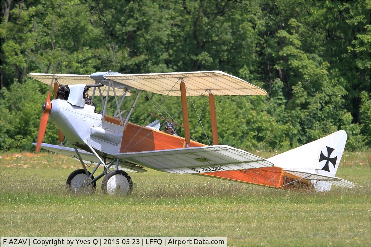 F-AZAV, LFG Roland C.II C/N 005, LFG C2, Landing rwy 28, La Ferté-Alais airfield (LFFQ) Airshow 2015