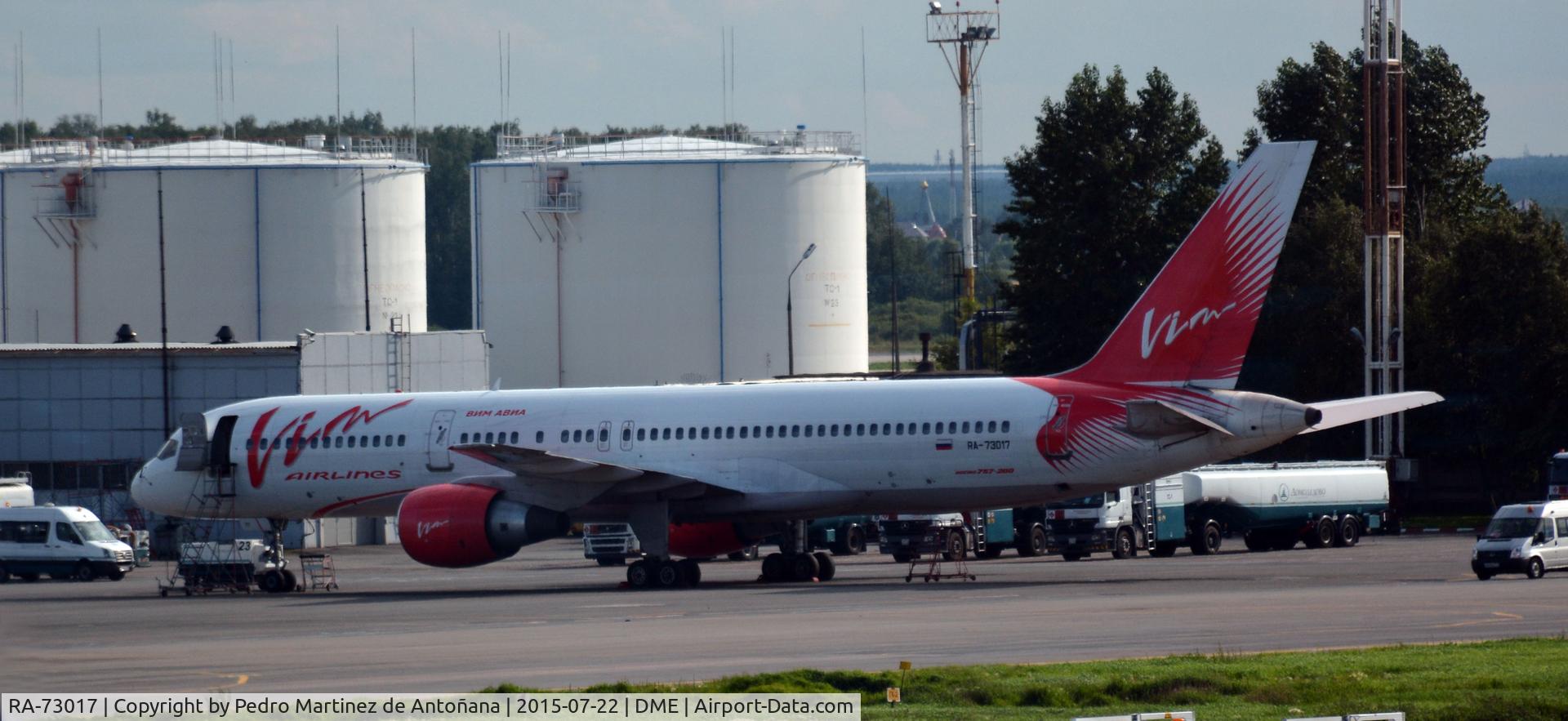 RA-73017, 1993 Boeing 757-230 C/N 26434, Domodedovo - Moscu - Rusia