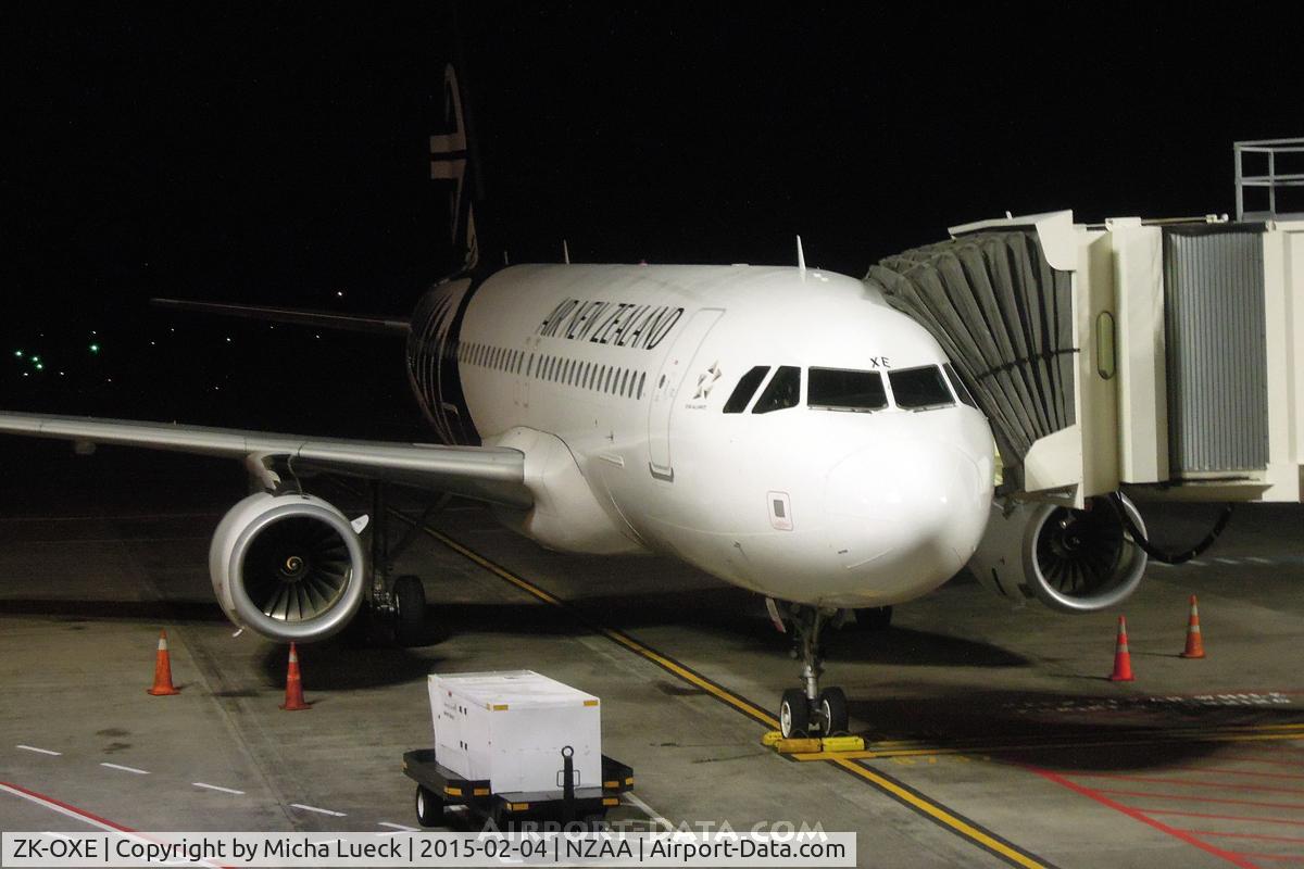 ZK-OXE, 2014 Airbus A320-232 C/N 5993, 5am: Waiting for its first flight of the day