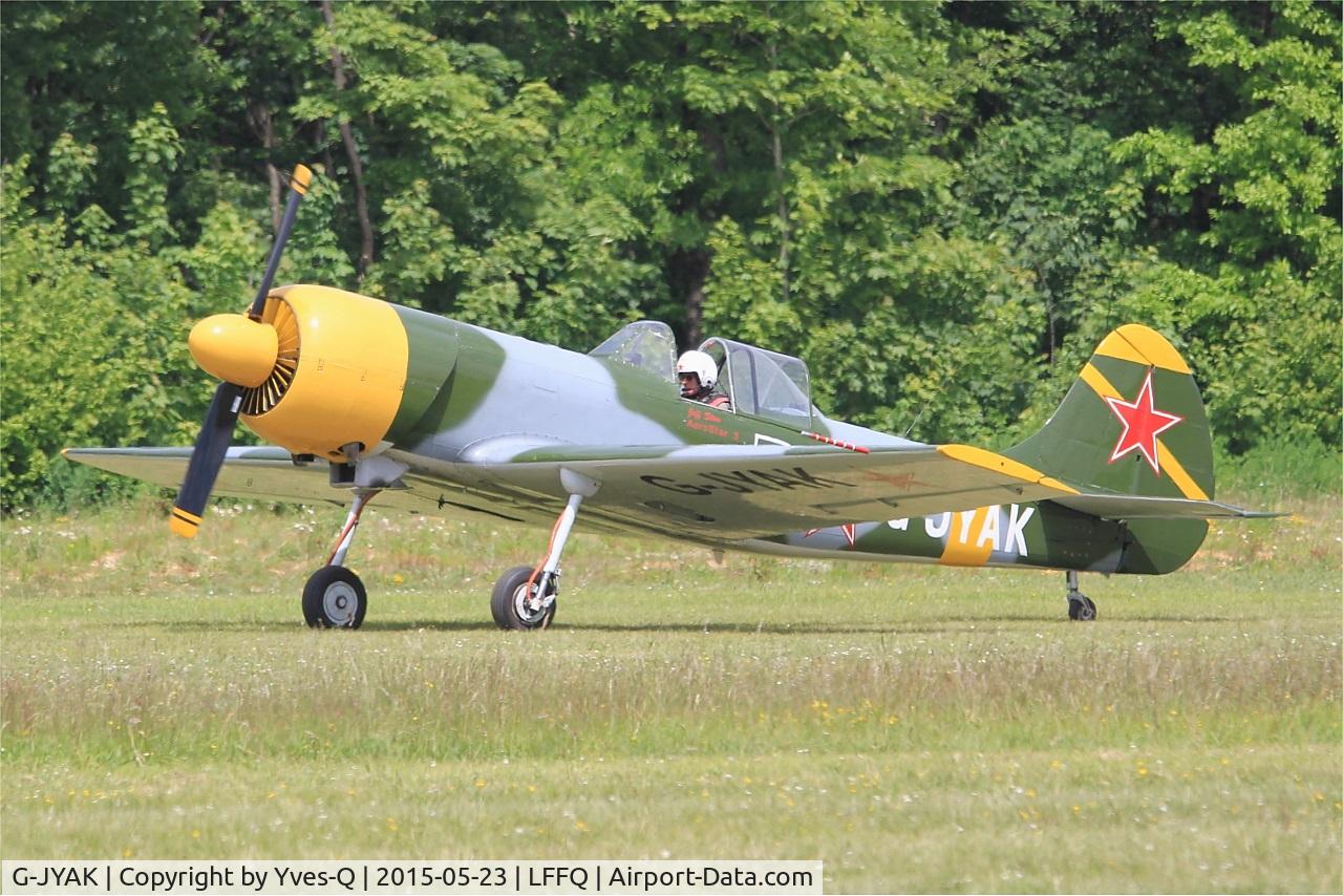G-JYAK, 1985 Yakovlev Yak-50 C/N 853001, Yakovlev Yak-50, Landing rwy 28, La Ferté-Alais airfield (LFFQ) Airshow 2015
