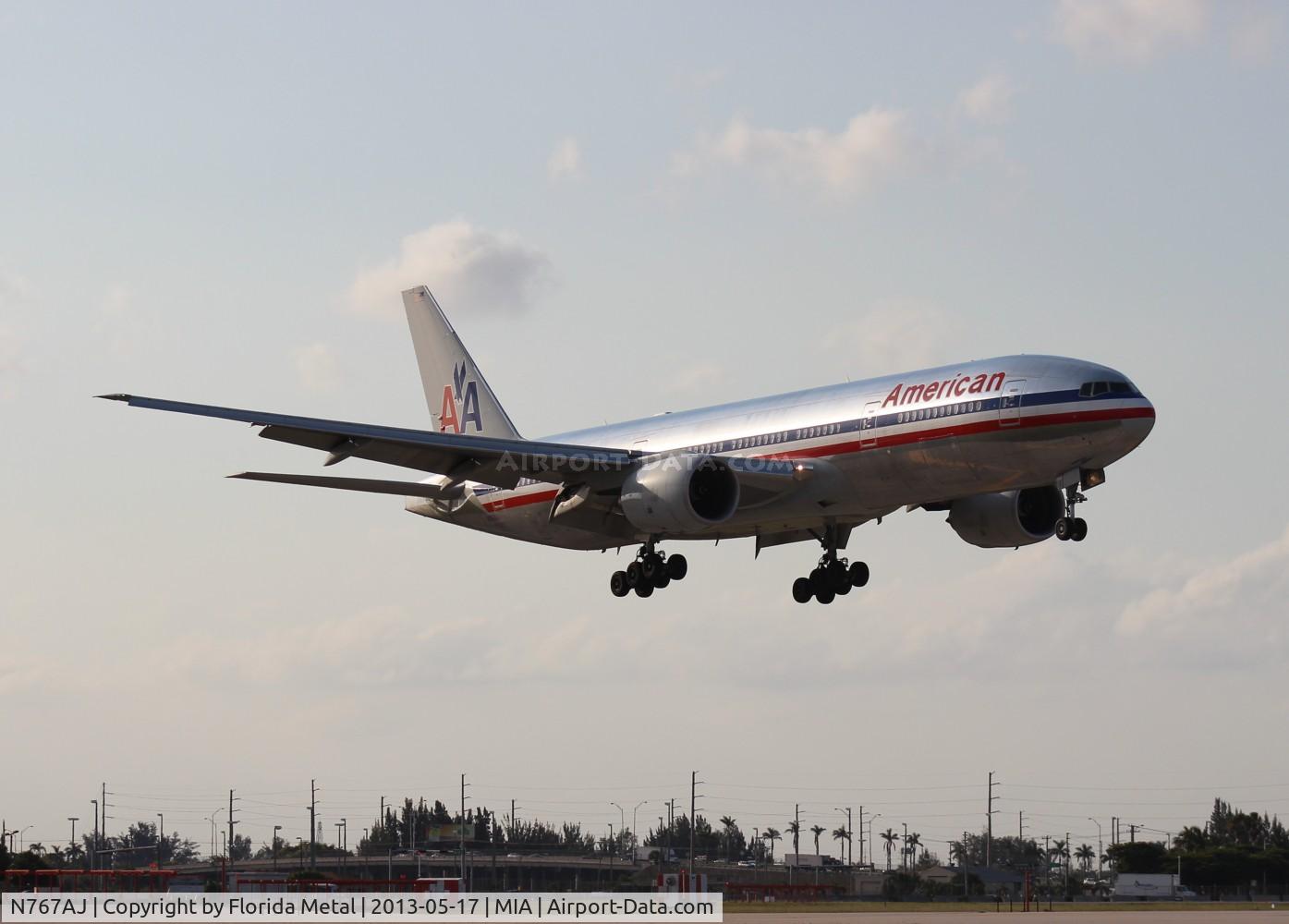 N767AJ, 2006 Boeing 777-223 C/N 33539, American