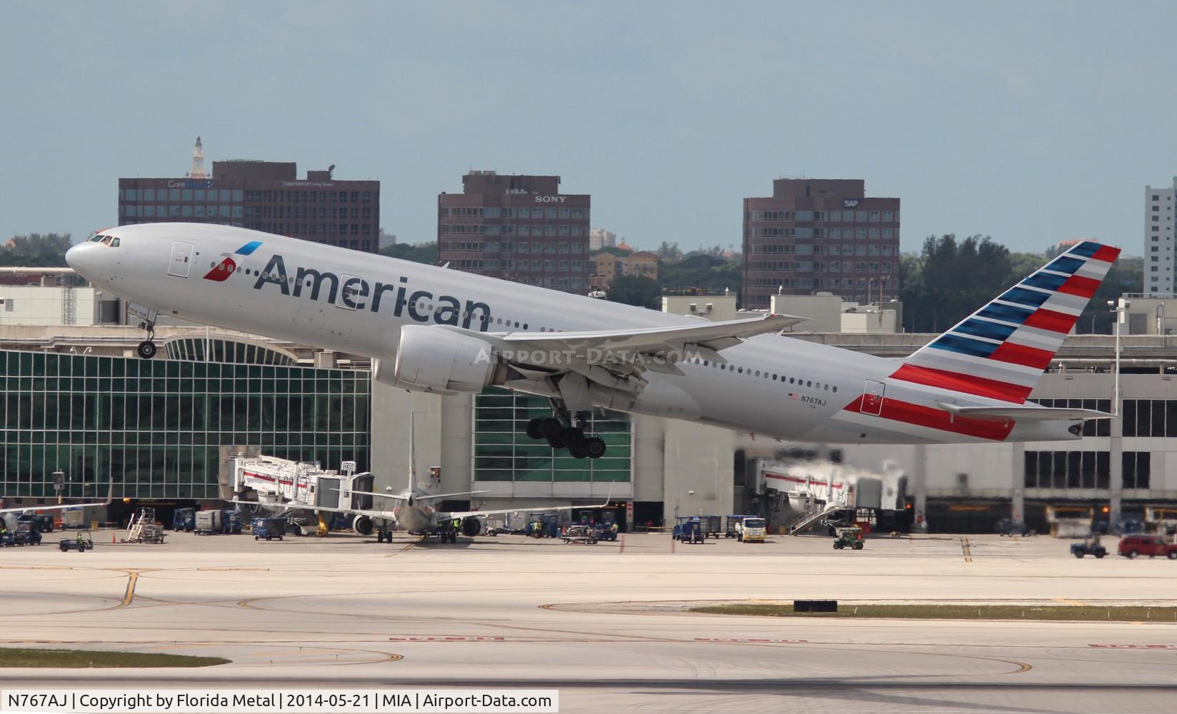 N767AJ, 2006 Boeing 777-223 C/N 33539, American