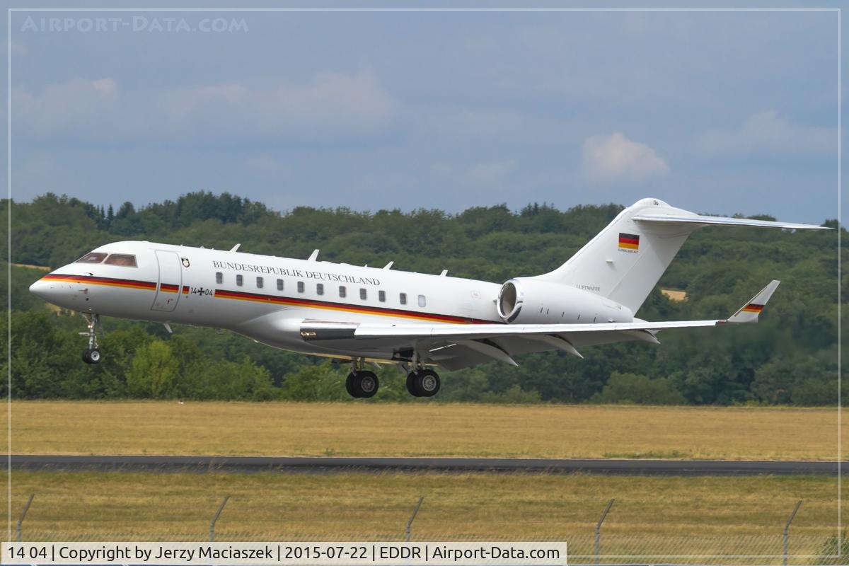 14 04, 2011 Bombardier BD-700-1A11 Global 5000 C/N 9417, Bombardier BD-700-1A11
