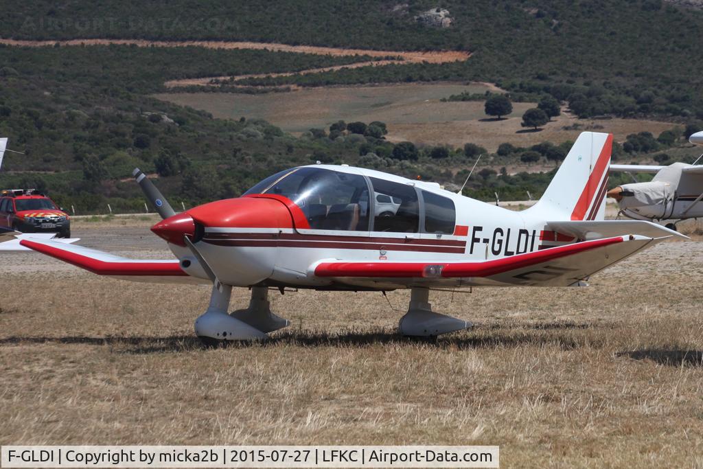 F-GLDI, Robin DR-400-140B Major C/N 2086, Parked