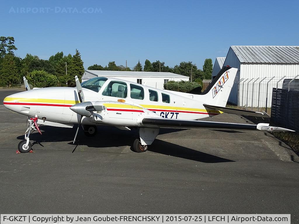 F-GKZT, Beech 58 Baron C/N TH-1557, ECOLE DE PILOTAGE AMAURY DE LA GRANGE SA - EPAG
