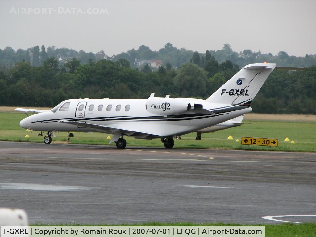 F-GXRL, 2001 Cessna 525A CitationJet CJ2 C/N 525A-0019, Taxiing